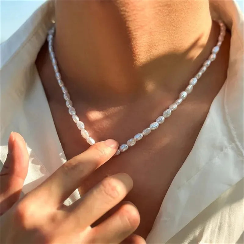 LunaPearl Vintage Choker