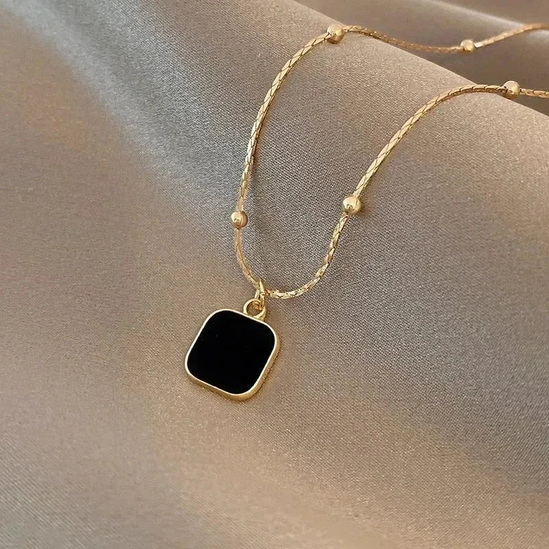 NoirEdge Square Pendant