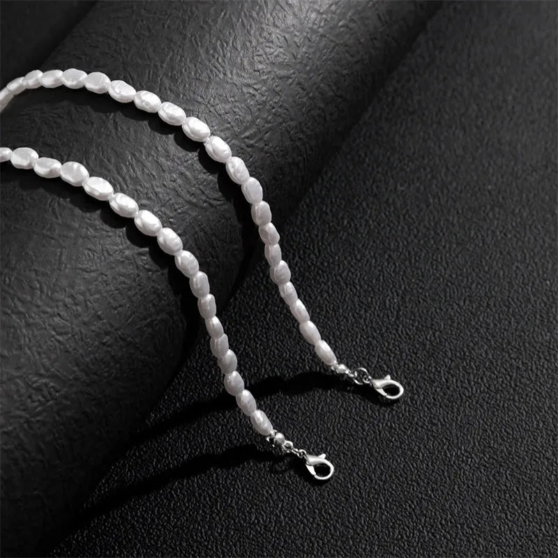 LunaPearl Vintage Choker
