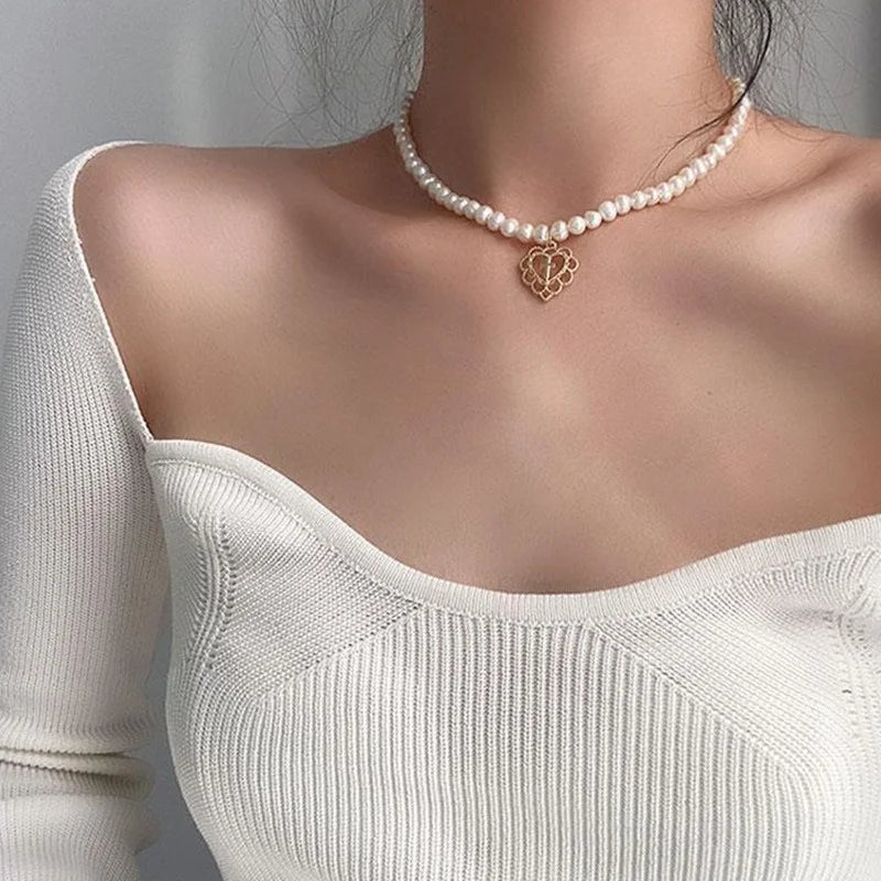 RegalLove Cross Choker