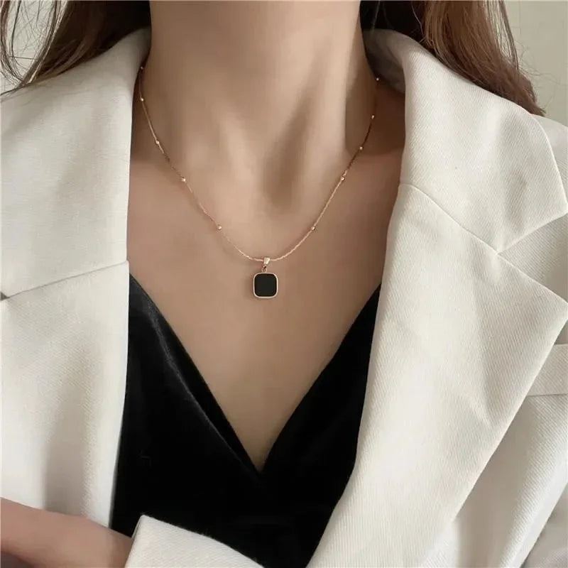 NoirEdge Square Pendant
