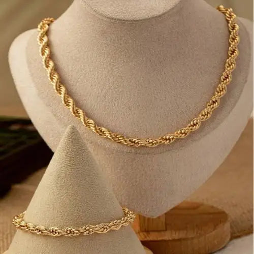 GoldenSerpent Chain Set